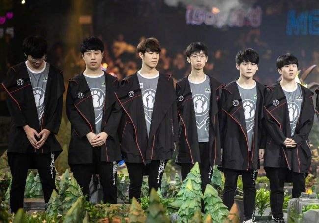 体现数据决 体现数据决